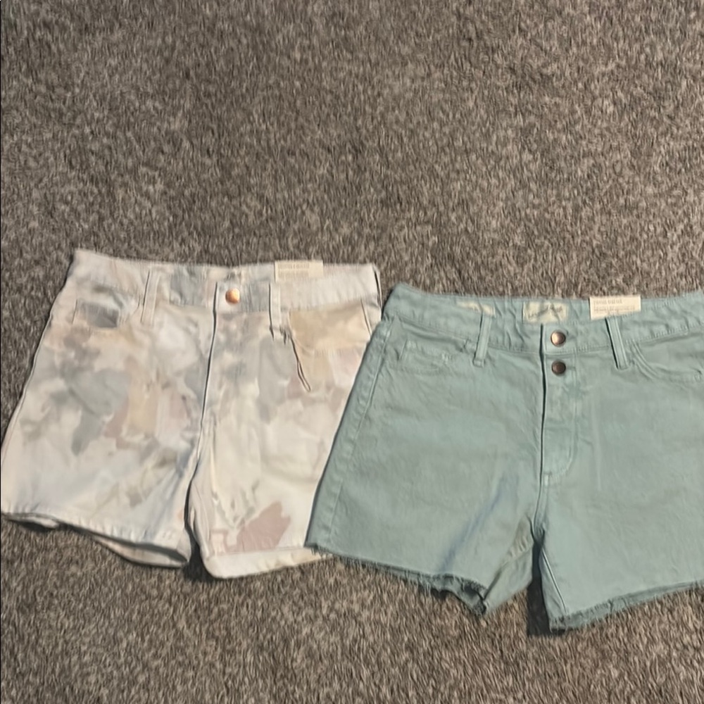 Lot of 2 Universal Thread vintage stretch high rise Jean shorts new sz small 2/3